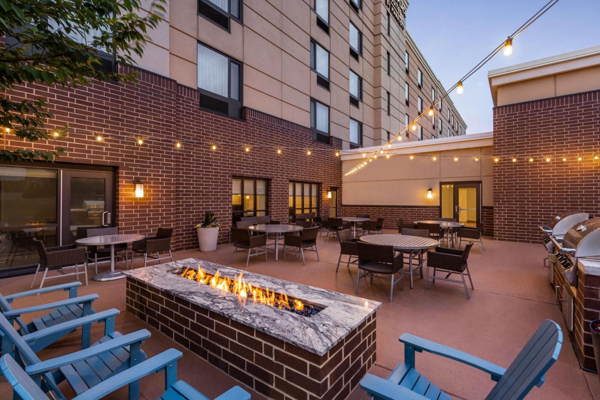 Towneplace Suites By Marriott Harrisburg West/Mechanicsburg Exterior photo